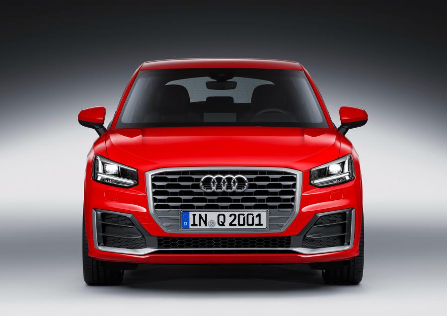  Audi Q2 TFSI S-Line 2016 года  (WW) (фото 4 из 30)